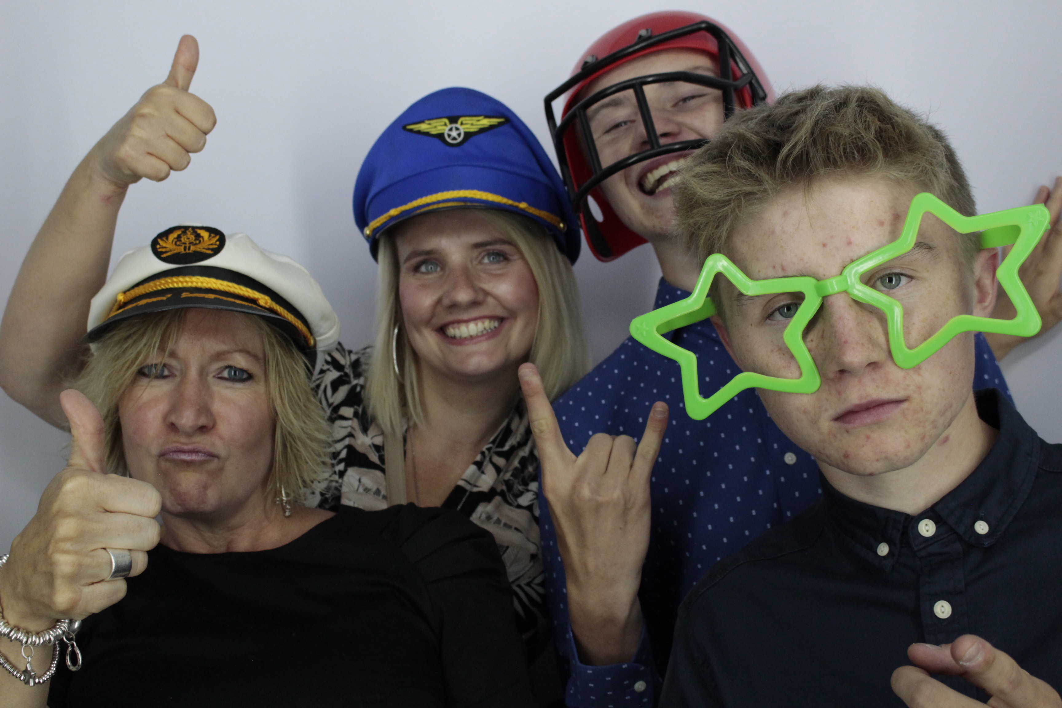 Eleanor's 50th Birthday | View more photos from the event at gallery.myphotoboothexperience.co.uk/u/MyPhotoBoothExperienceLtd/Eleanors-50th-Birthday